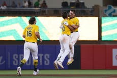 Sencillo de Soderstrom da victoria a los Atléticos, 5-4 sobre Bravos en 11 entradas