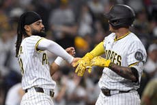 Tatis y Machado conectan jonrones y Padres vencen 4-1 a Diamondbacks