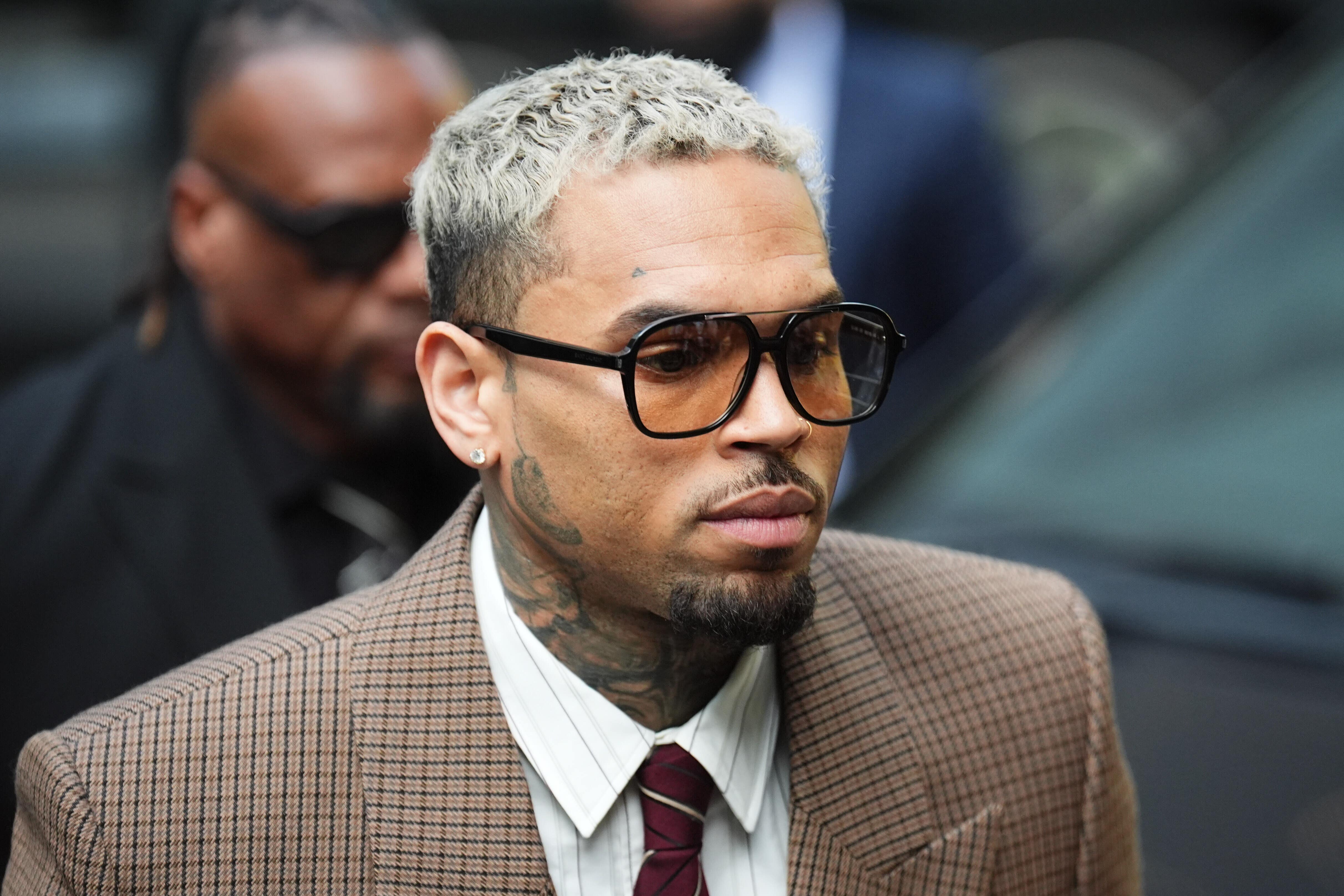 Chris Brown negó nuevas acusaciones sobre presunto ataque en club de Londres