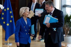 La UE retrasa aranceles a EEUU con la esperanza de un acuerdo antes del 1 de agosto