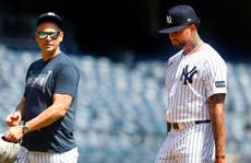 Luis Gil de Yankees lanza tres 1/3 entradas en una apertura de rehabilitación con Doble-A