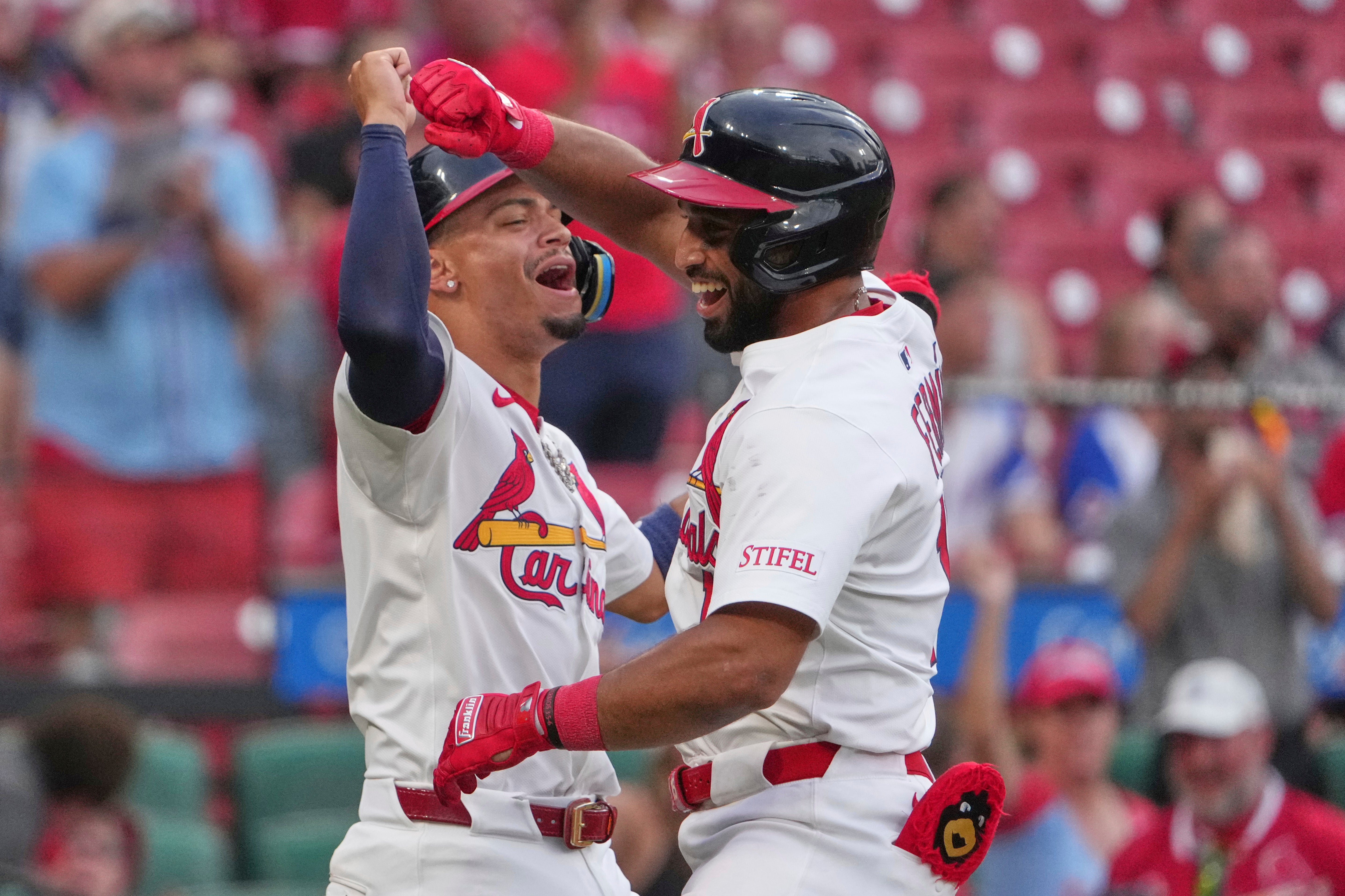 BRAVOS-CARDENALES