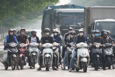 Vietnam prohibirá motocicletas de combustibles fósiles en el centro de Hanói por la contaminación