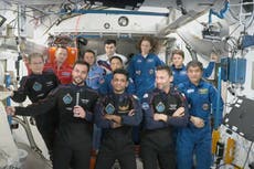 Astronautas de India, Polonia y Hungría regresan a tras misión en la estación espacial