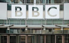Informe concluye que documental de la BBC sobre Gaza violó directrices editoriales