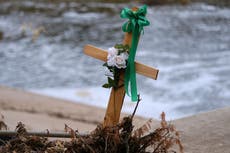 Planean reanudar búsquedas en Texas tras pausa debido a lluvias