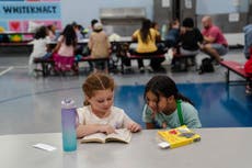 Más de 20 estados demandan a administración Trump por fondos congelados para programas escolares