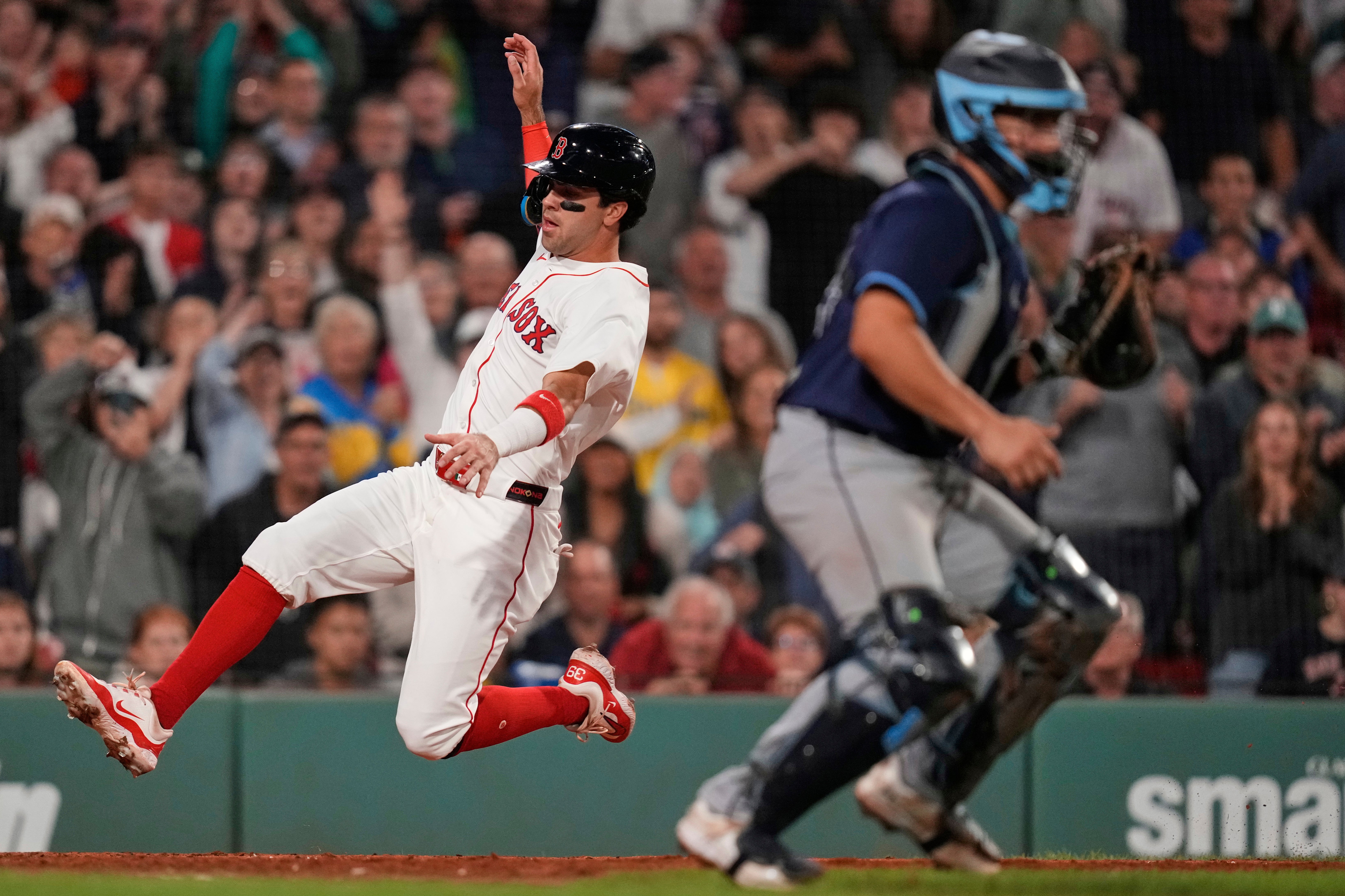 Mezcla de juventud y química lleva a Medias Rojas al receso del Juego de Estrellas en gran momento
