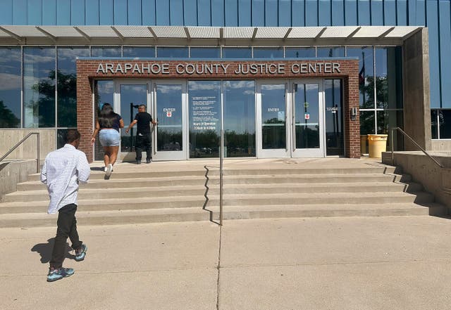 COLORADO DENTISTA ACUSADO ESPOSA ENVENENADA