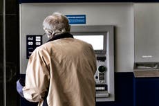 Organismo de protección al consumidor de EEUU ha protegido a importantes empresas bajo Trump