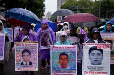 México: renuncia fiscal del caso de los 43 estudiantes desaparecidos tras reclamos de los familiares
