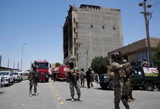 Un incendio en un centro comercial en el este de Irak mata a más de 60 personas