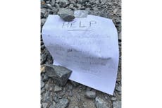 Rescatan a madre e hijo perdidos en bosque de California gracias a notas dejadas en camino