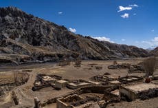 El cambio climático obliga a un pueblo en el Himalaya a mudarse en busca de agua