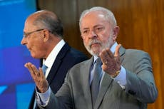Amenaza arancelaria de Trump impulsa popularidad de Lula y agrava problemas legales de Bolsonaro