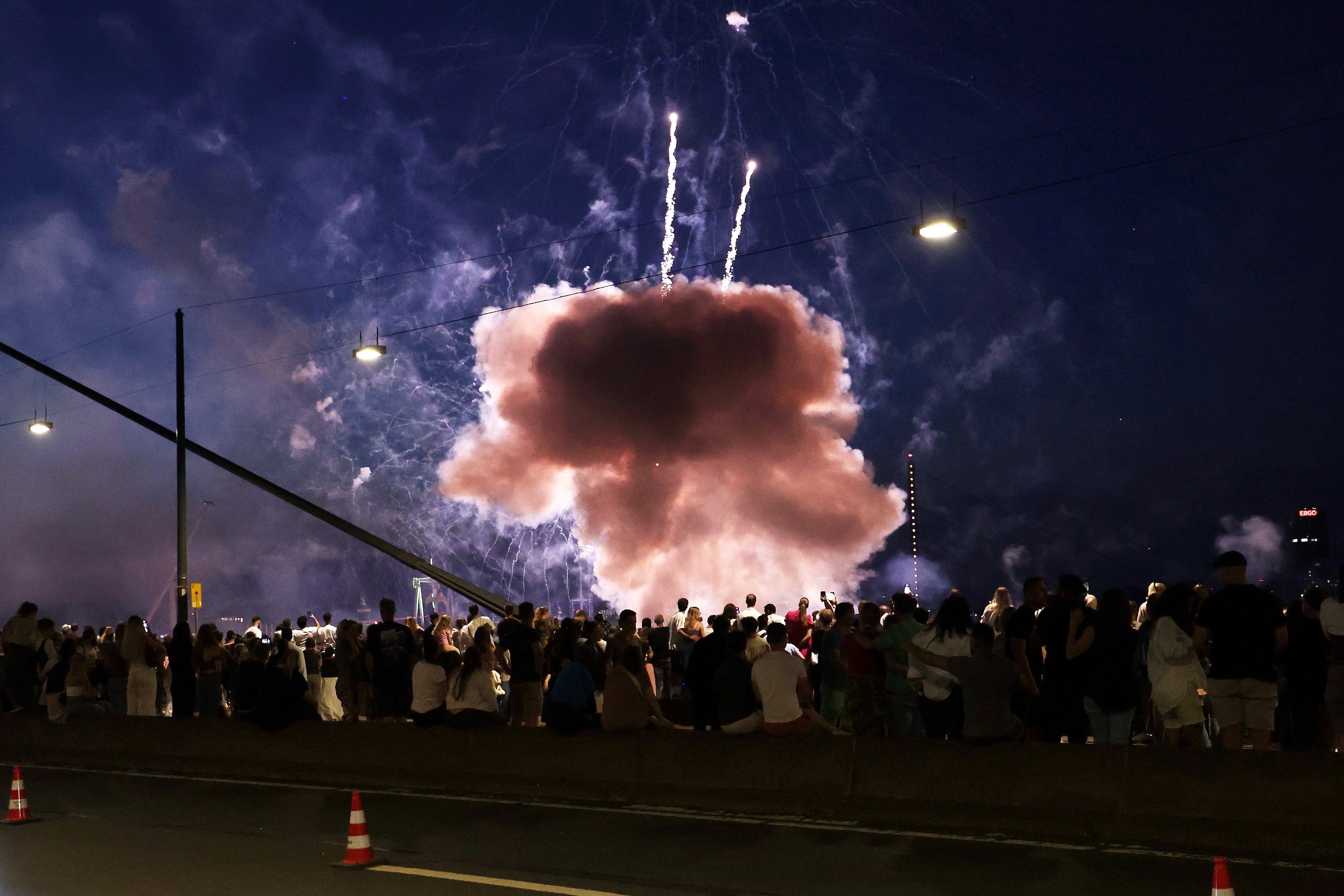 ALEMANIA FUEGOS ARTIFICIALES EXPLOSION
