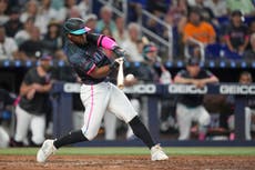 Doble de López impulsa dos en el octavo y da triunfo a Marlins 3-1 sobre Reales