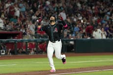 Suárez conecta su 32.º y 33.º jonrón en paliza de Diamondbacks, 10-1 sobre Cardenales