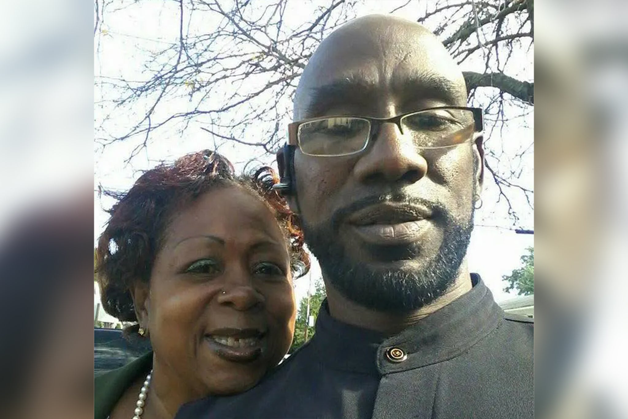 Keith McAllister murió tras intentar ayudar a su esposa, Adrienne Jones-McAllister, a salir de una máquina de resonancia magnética