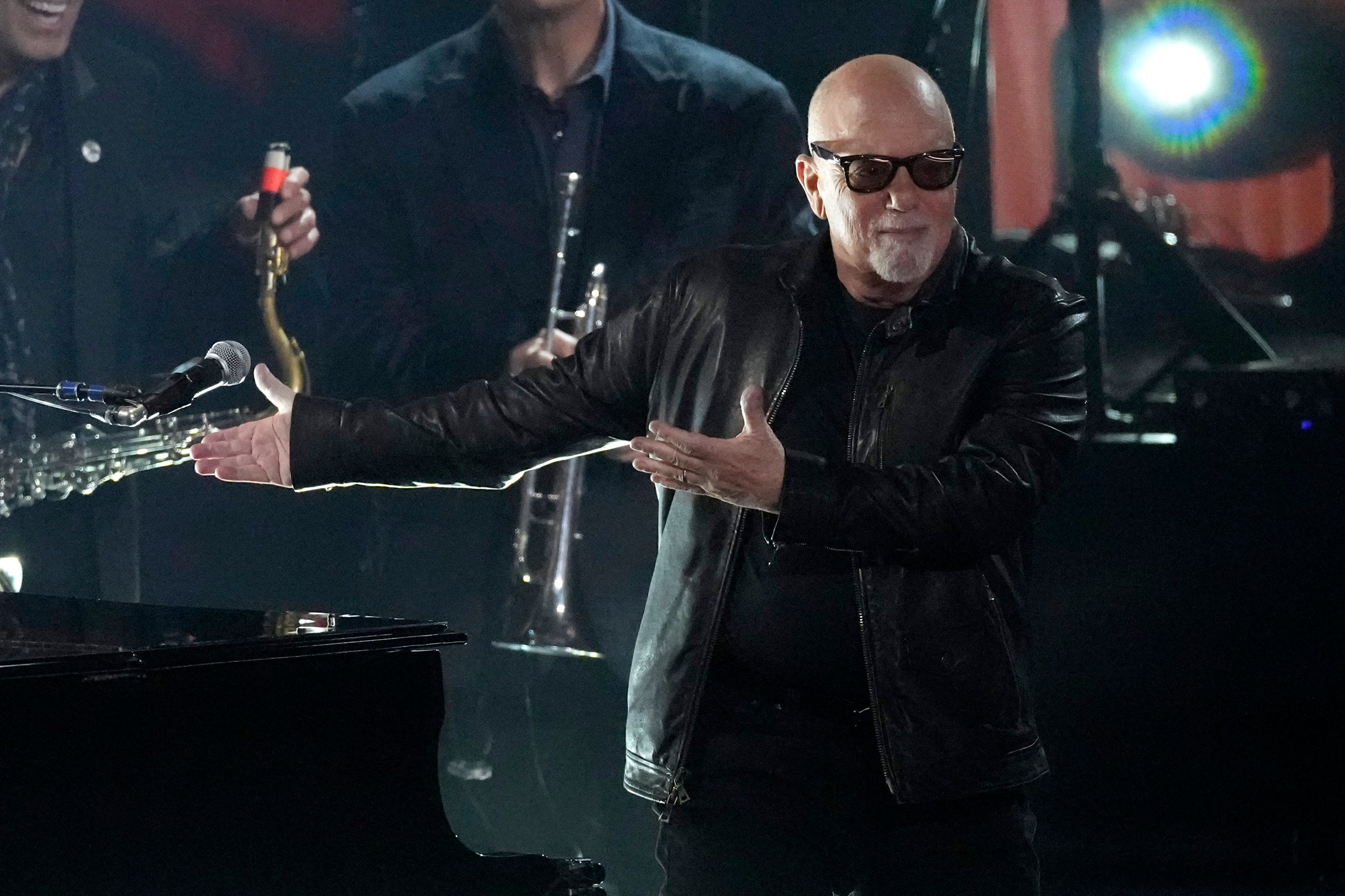 BILLY JOEL
