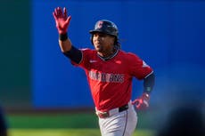 Jonrón de 3 carreras de Ramírez impulsa victoria de Guardianes 10-5 sobre Orioles