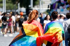 Italia: Madres no biológicas en unión gay tendrán derecho a licencia parental