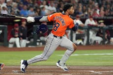 Valdez amplía su racha a 10 victorias y Astros remontan para vencer 3-1 a Diamondbacks