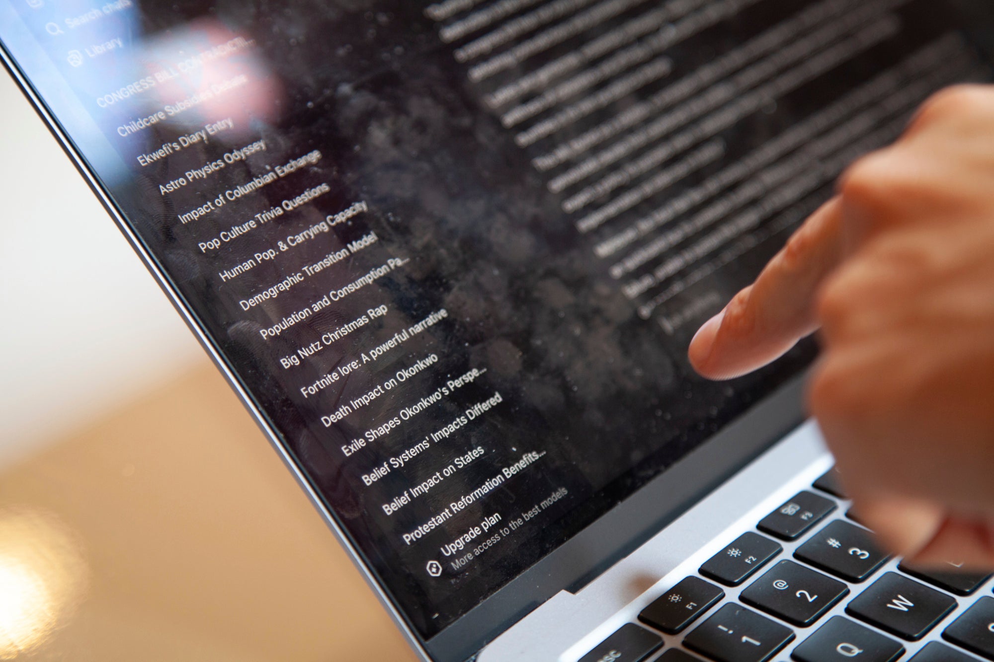 AMN-GEN IA-ADOLESCENTES