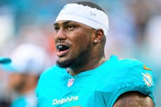 Bayron Matos de los Dolphins es trasladado en helicóptero al hospital tras lesión en entrenamiento