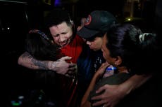 Fotos de venezolanos deportados por EEUU regresando a casa tras meses en prisión en El Salvador