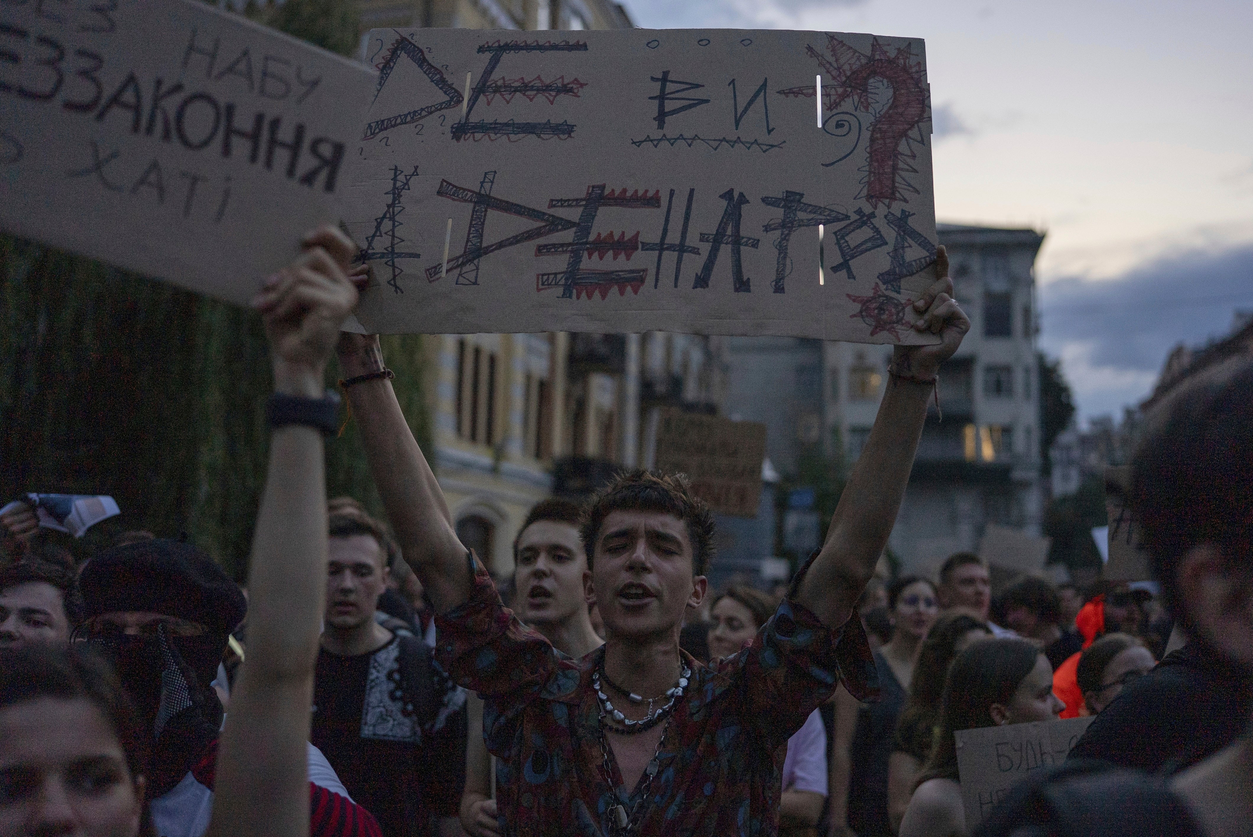 AP EXPLICA-UCRANIA-CORRUPCIÓN