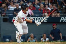 Sencillo decisivo de Kwan en la 8va lleva a los Guardianes a victoria 3-2 sobre los Orioles