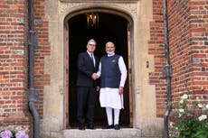 Starmer y Modi celebran como histórico el esperado acuerdo comercial entre India y Reino Unido