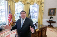 Réplica de la Oficina Oval se transforma para reflejar la decoración de Trump
