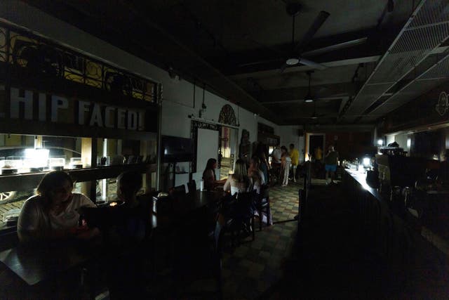 PUERTO RICO-RED ELÉCTRICA