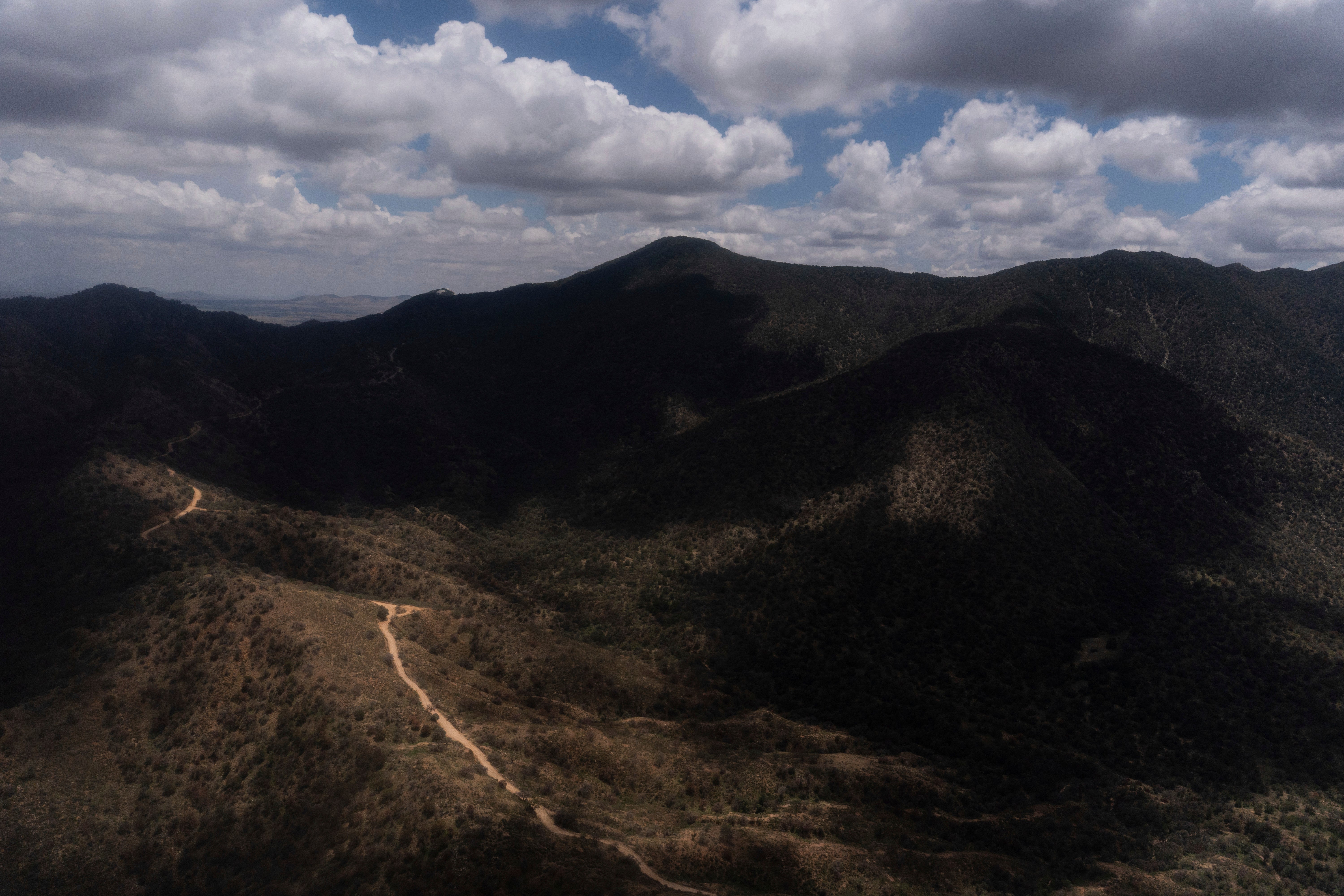 REP-INM EEUU-MIGRANTES-FRONTERA MILITARIZADA