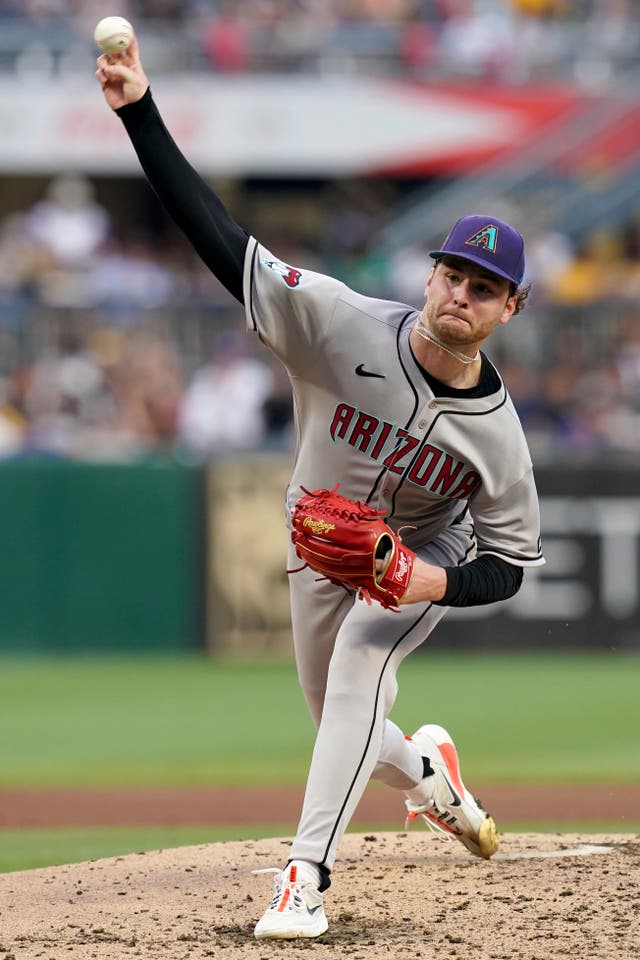 DIAMONDBACKS-PIRATAS