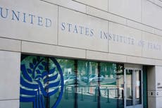 Nombran presidente interino del Instituto de Paz de Estados Unidos a polémico funcionario