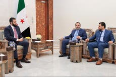 Siria celebrará elecciones en septiembre, las primeras desde caída de Assad
