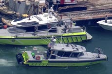 Mueren 2 niños durante un campamento de vela al chocar con una barcaza