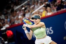 Bouchard gana en Montreal y extiende su carrera; Raducanu y Osaka avanzan