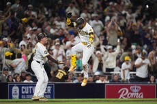 El sencillo de Díaz da a los Padres una emocionante victoria 7-6 sobre los Mets.