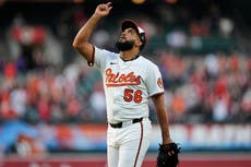 Orioles traspasan a Domínguez a los Azulejos entre juegos de la doble cartelera