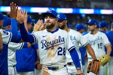Isbel y Pasquantino impulsan victoria 9-6 de Reales ante Bravos