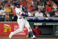 Díaz conecta jonrón y los Astros vencen 7-4 a Nacionales para romper racha de cinco derrotas