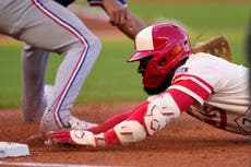 Hit de Moncada destaca en la remontada de Angelinos para vencer 8-5 a Rangers