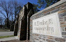 Trump congela $108 millones en fondos a Universidad de Duke por presunta discriminación racial