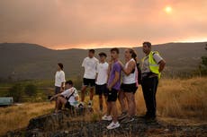 España y Portugal enfrentan incendios forestales mientras siguen subiendo las temperaturas