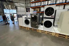 Principal indicador de inflación en EEUU se mantiene estable, aunque la subyacente sube