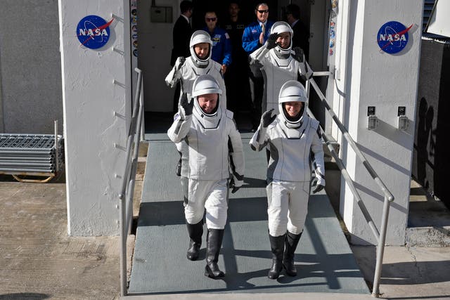 SPACEX LANZAMIENTO